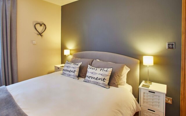 Oystercatcher Apartment