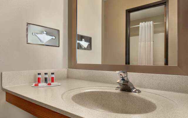 Super 8 by Wyndham Sioux Falls