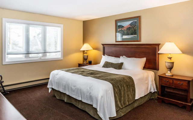 Rocky Crest Golf Resort