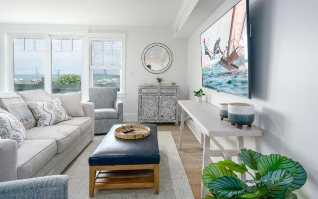 Thomas Sea Suites at Harbourtown