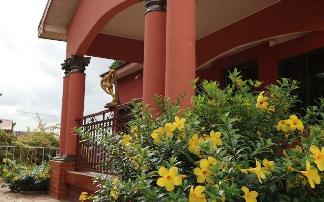 Waterfront Paradise Resort