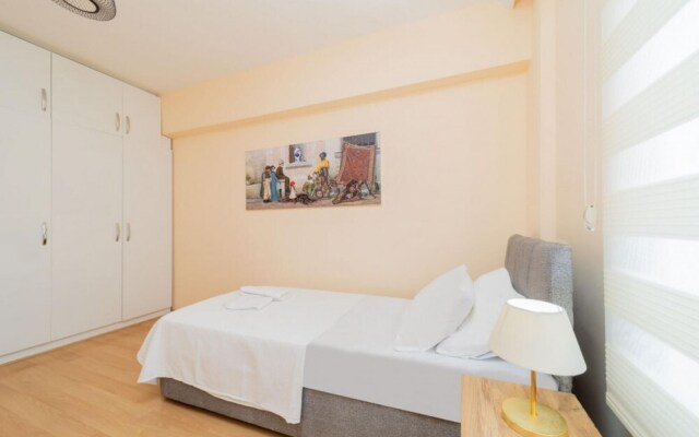 Cozy Flat With Balcony 5 min to Konyaalti Beach