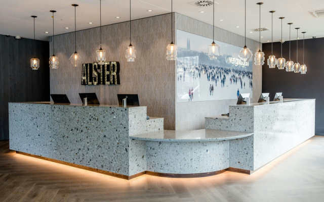 Motel One Hamburg-Alster