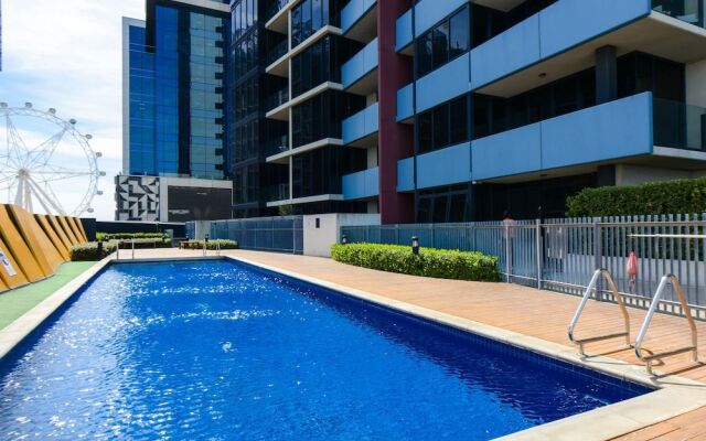 Exquisite Apartments Docklands