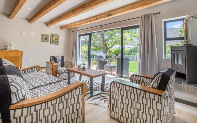 Mimosa Lodge
