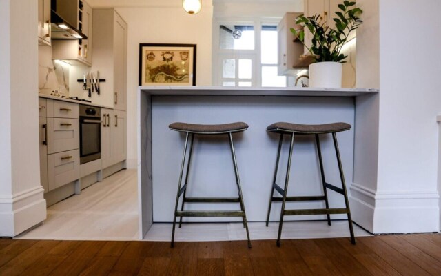 Stunning Maida Vale Apartment