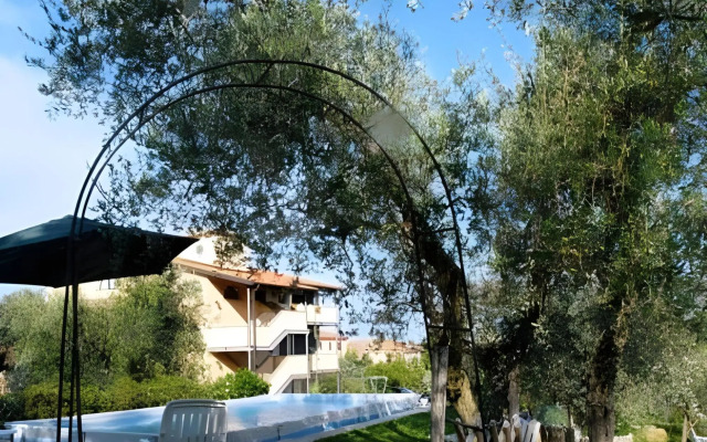 Carlo's Hotel
