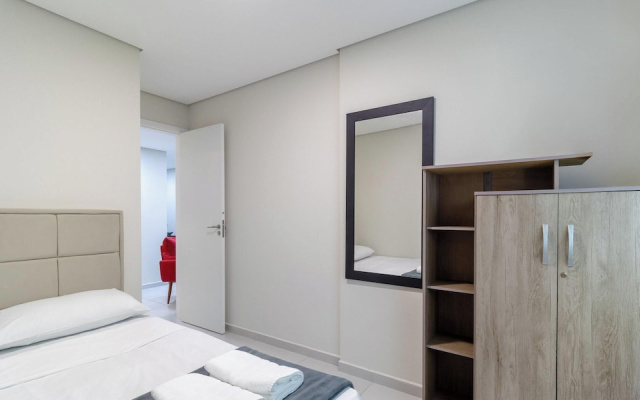 Apt 650m From Ingleses Beach Etd0101