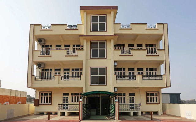 Urvi Apartments by OYO Rooms