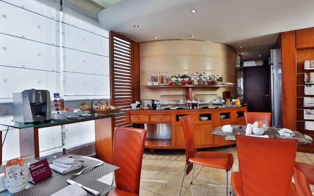 Crowne Plaza Hotel Beirut by IHG