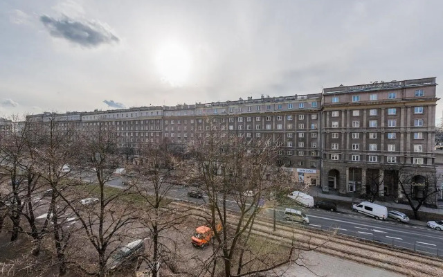 P&O Apartments Center