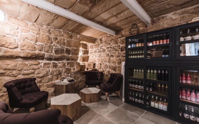 Talbot and Bons Boutique Bed & Breakfast