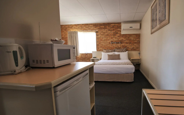 Quality Hotel Robertson Gardens