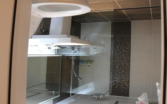 Moon Sun Guesthouse Myeongdong