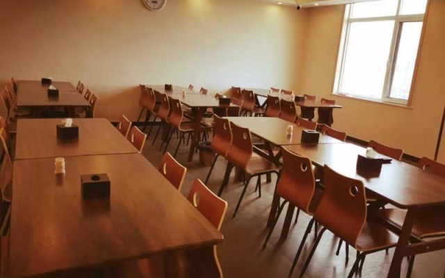 Green Tree Inn Heze Dingtao District Car Town – Business – Heze