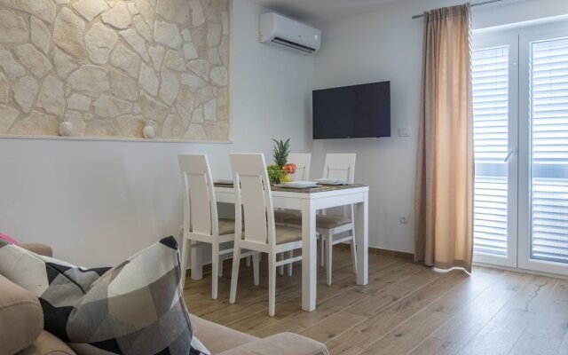 Apartment Villa Franko Maris