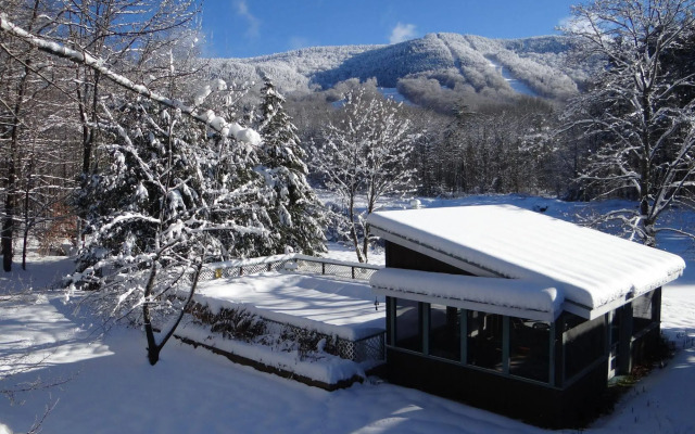 Blue Gentian Lodge at Magic Mountain