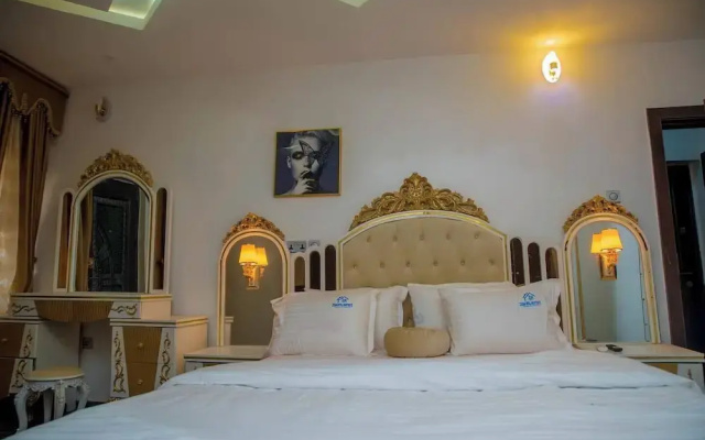 Zeedam Royal Apartment