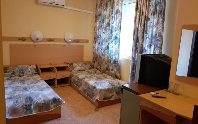 Krasi Hotel
