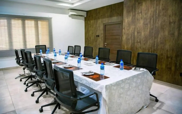 D'Stolz Villa and Hospitality