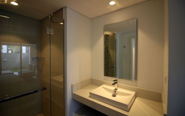Element Bay II by Horizon Holidays