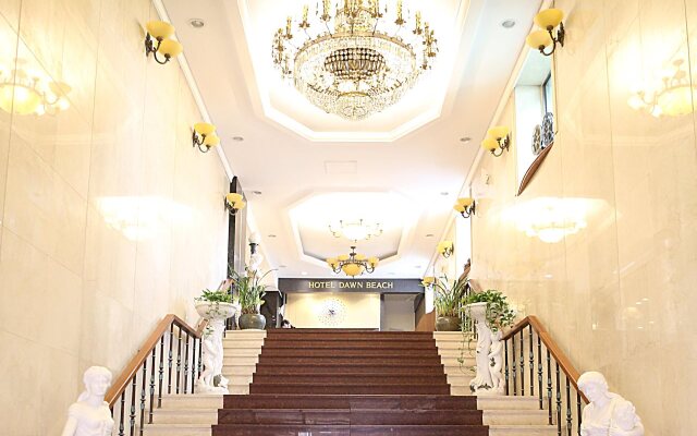 Dawn Beach Hotel