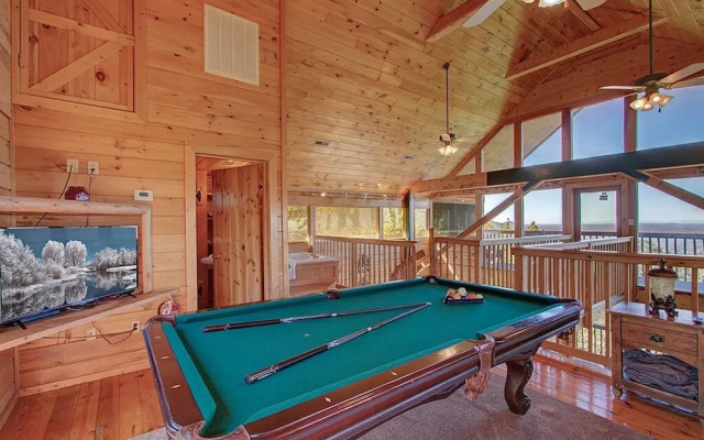 A Stellar 2bed 2bath Minutes to Parkway