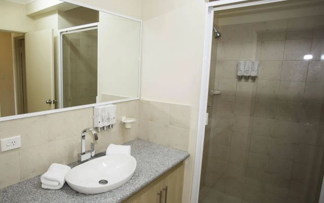 Starwest Apartments Alderney on Hay