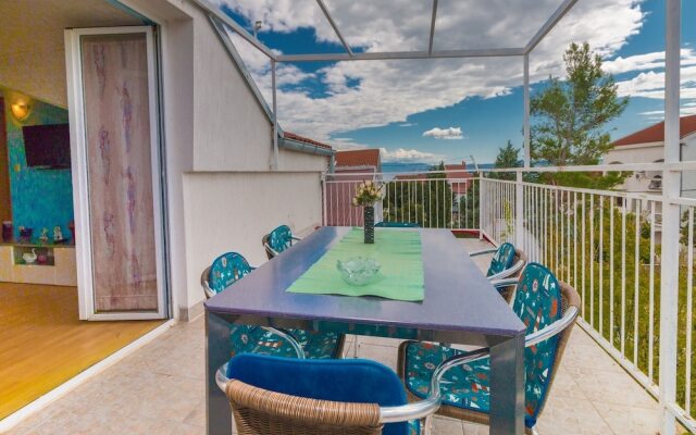 Secluded Holiday Home in Azillanet With Private Pool