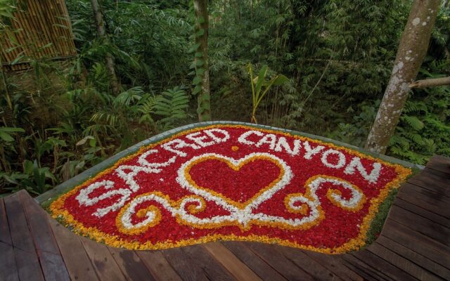 Sacred Canyon Ubud by Pramana Villas