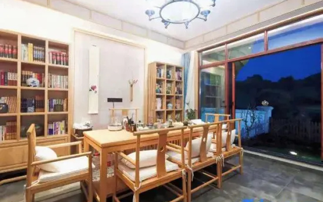 Qiuhai Hanshe Homestay