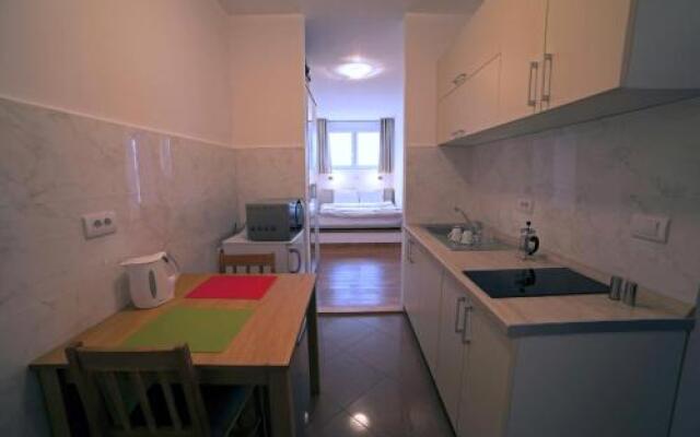 Arena Penthouse Apartments
