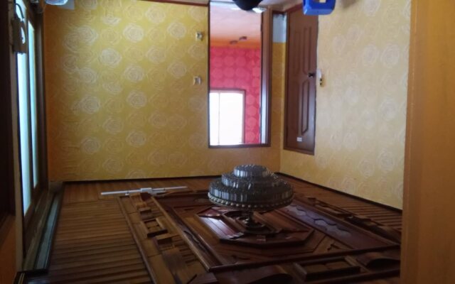 Emotion Guesthouse
