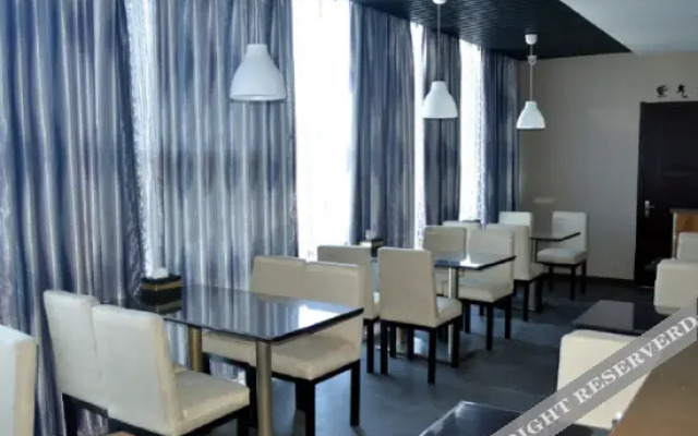 Harbin Qingyang Hotel