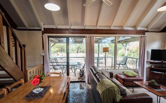 Margaret River Stone Cottages – Balcony – Forest Grove