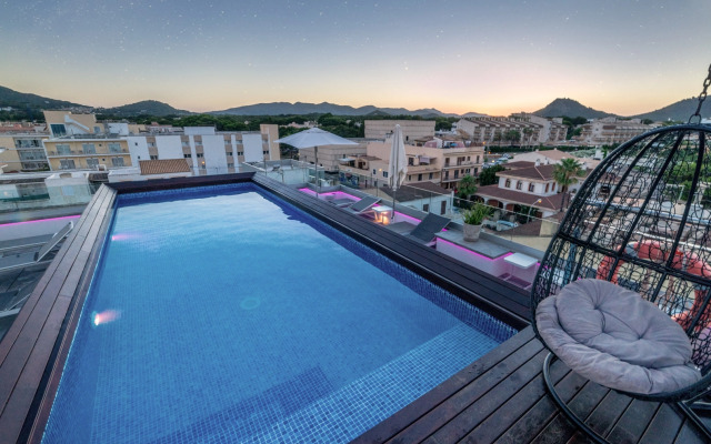 Hotel The Place - Adults Only