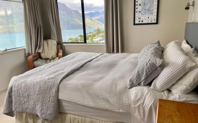 Queenstown Lake Panorama