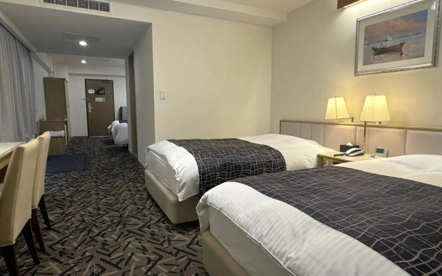 Apa Hotel Isehara-Ekimae