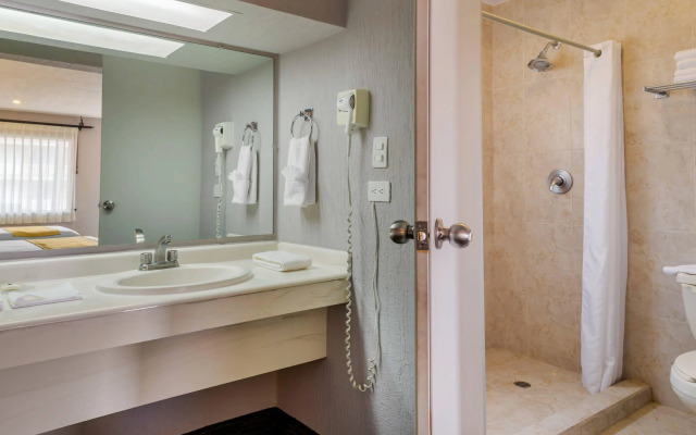 Quality Inn Piedras Negras