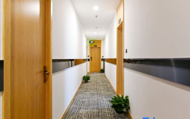 weicheng hotel