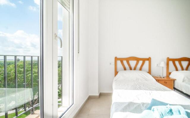 Bright Two Bedroom Apartment - RA721LT