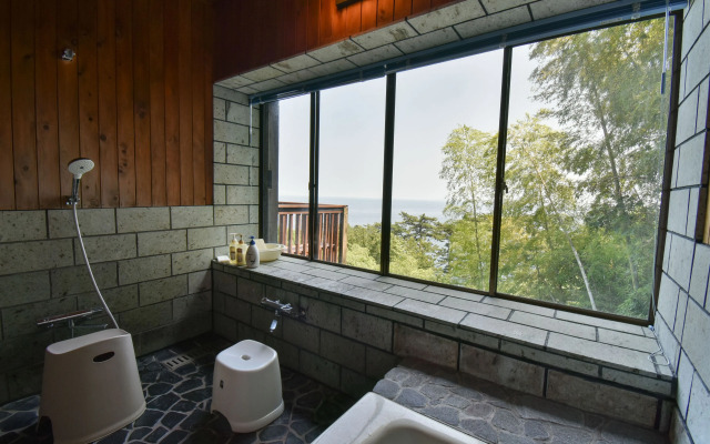 Izu Inatori House Kando