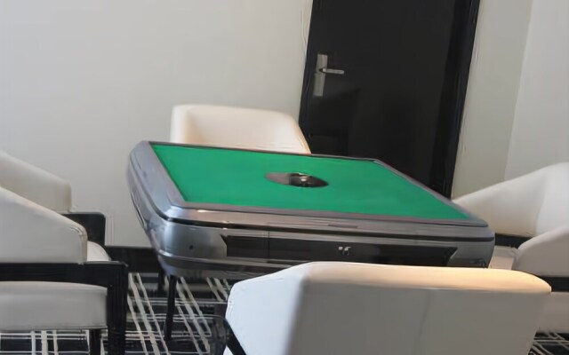 Crystal International Hotel