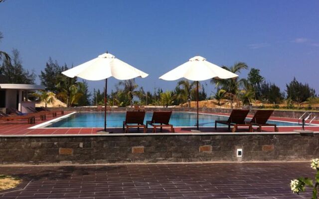 Bao Ninh Beach Resort