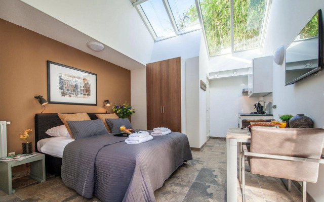 Plantage Garden Apartments