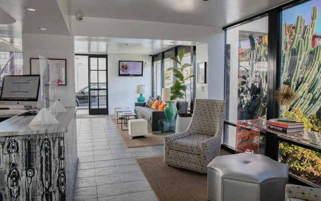 Park Plaza Lodge Hotel