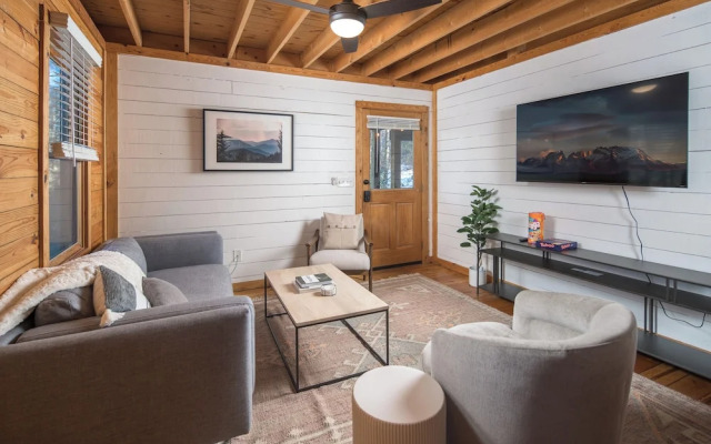 Red Feather Cabins 300