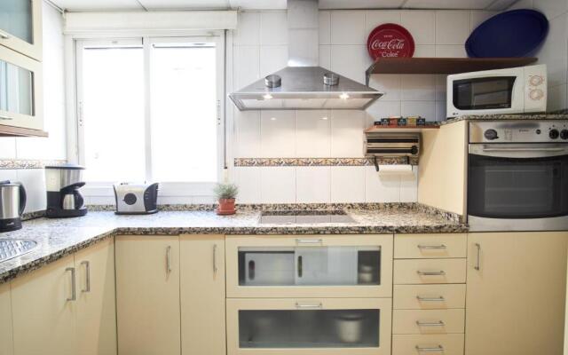 Bordador Central Suite by Valcambre