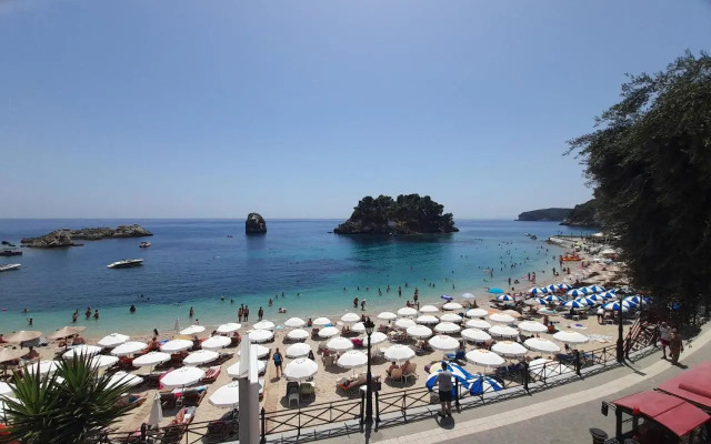 krioneri suites