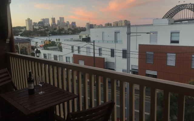 Discover Sydneys Harbour Bridge